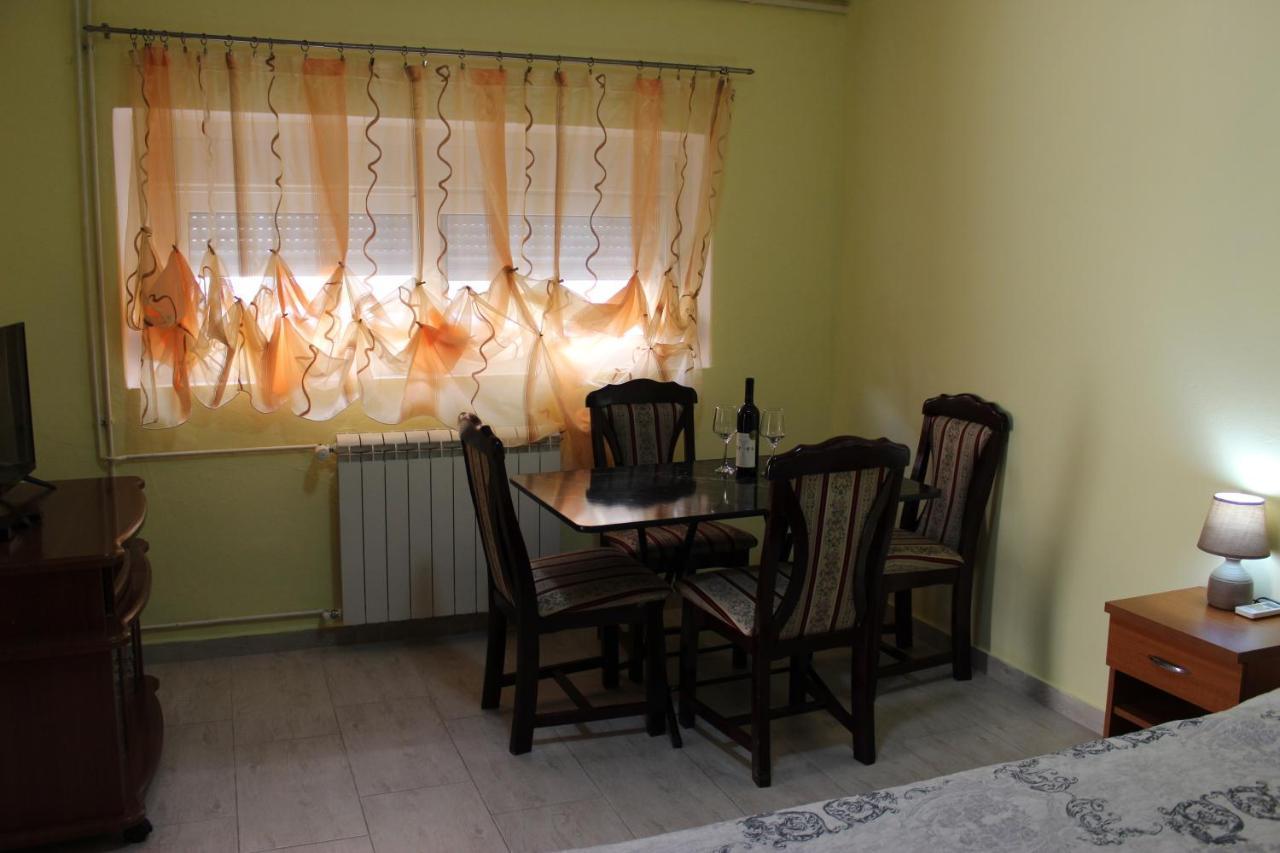 Apartmani Franovic Tivat Extérieur photo